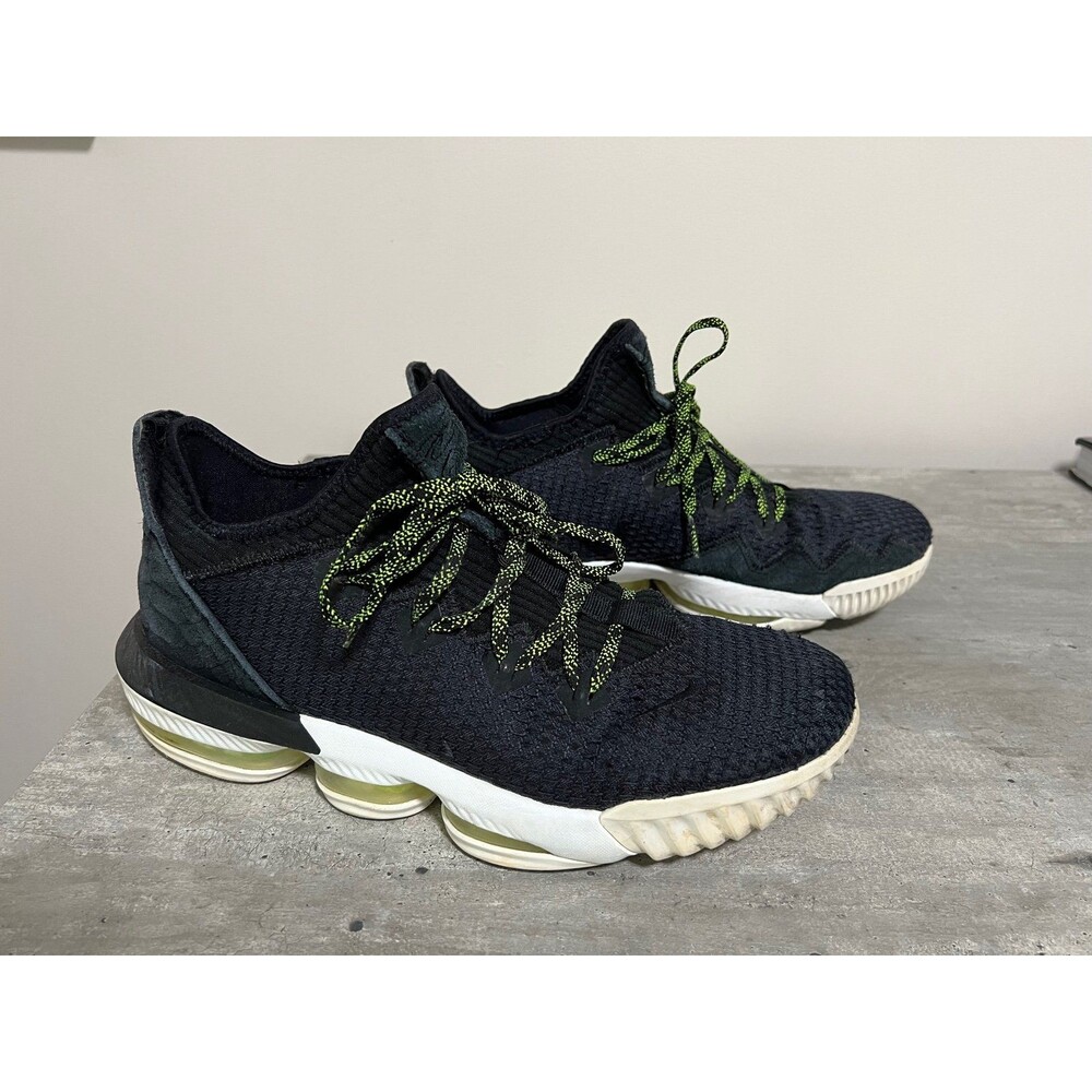 Nike LeBron 16 Low Basketball Shoes